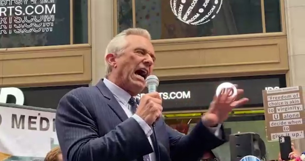 Robert F. Kennedy Jnr Speaks at Freedom Rally Broadway NYC 16 Oct&nbsp;2021